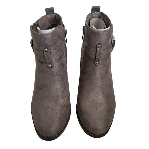 New Torrid Faux Suede Buckle Taupe Ankle Boot Size 10W - Picture 5 of 14